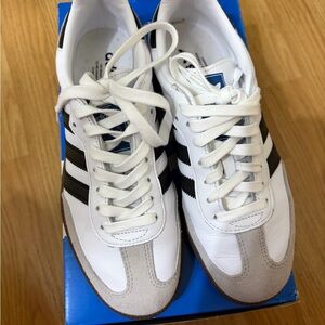 Adidas Women’s Samba